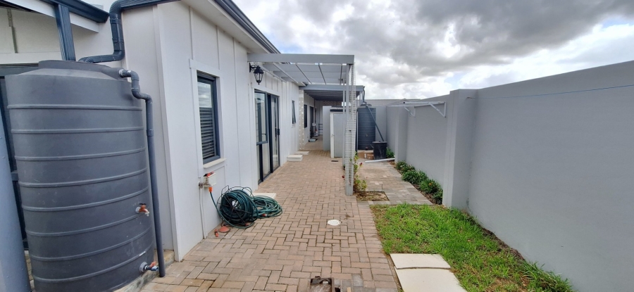3 Bedroom Property for Sale in Albertinia Western Cape